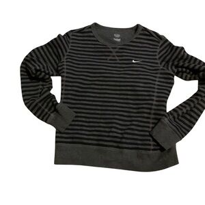 Nike‎ Black and Gray Crewneck Sweater 100% cotton